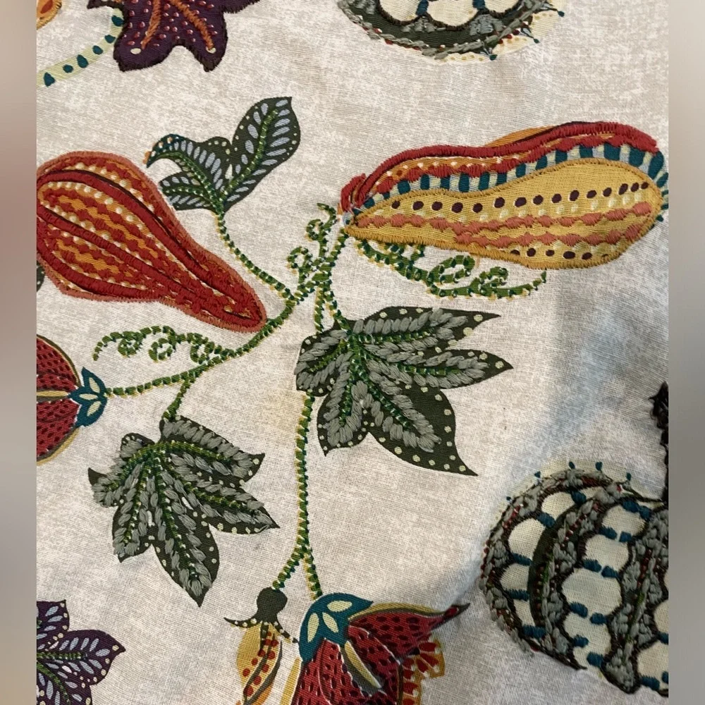 Pottery Barn Aldo Pumpkin Embroidered Table Throw Fall/Thanksgiving #1